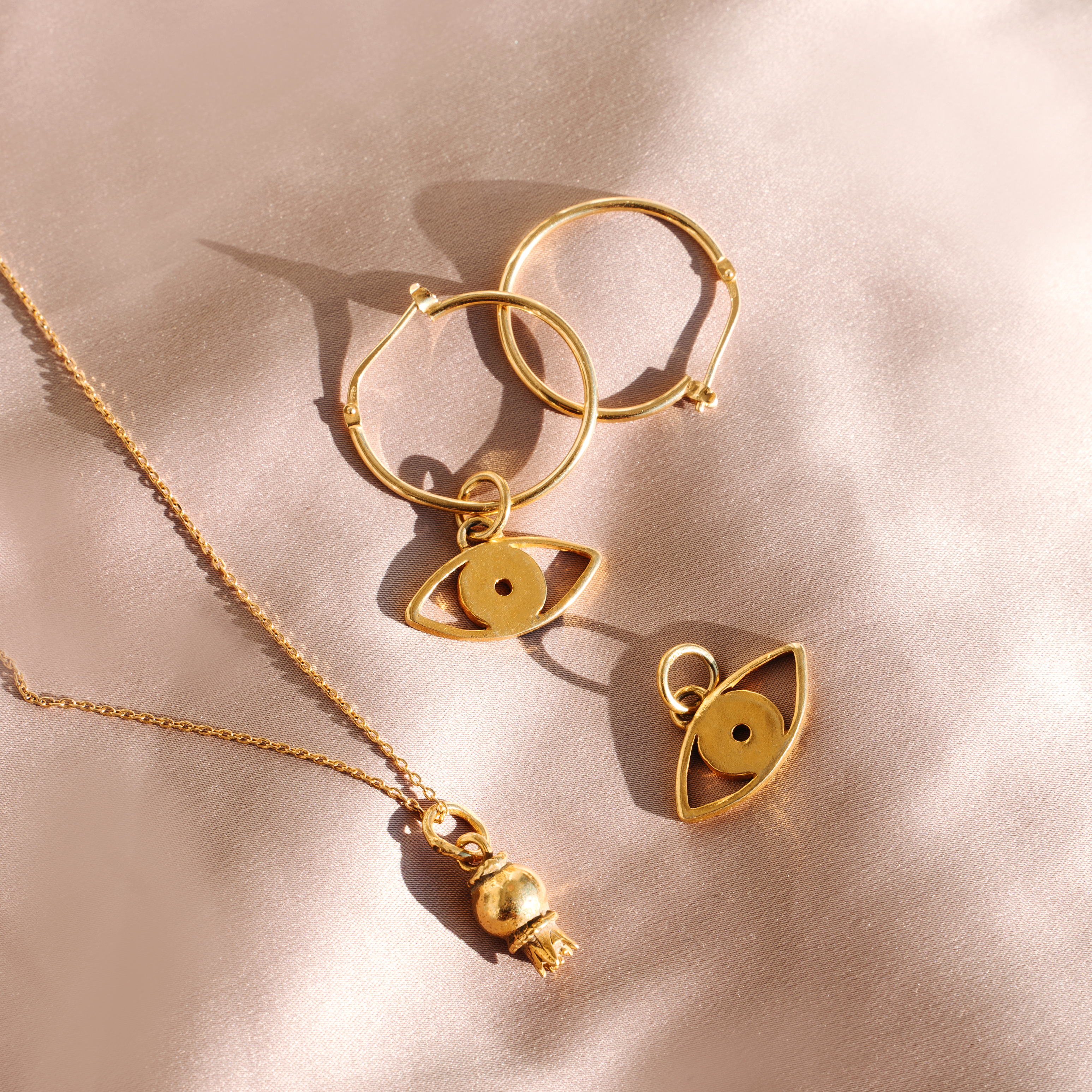 Pomegranate Gold Pendant - Sister the brand